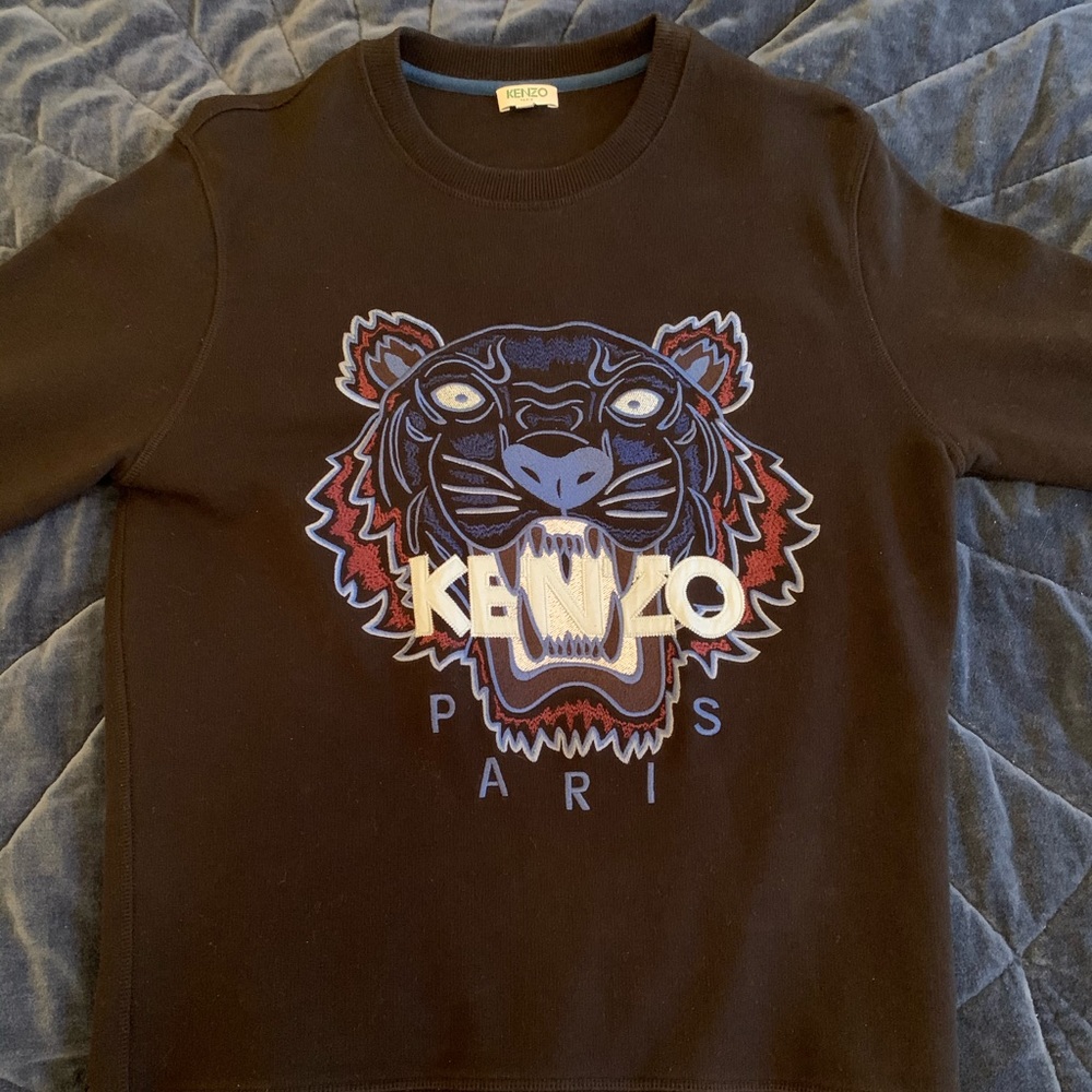 Like New Kenzo Paris Blue Tiger Black Sweatshirt!!